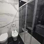 Kairos לינה וארוחת בוקר 4*